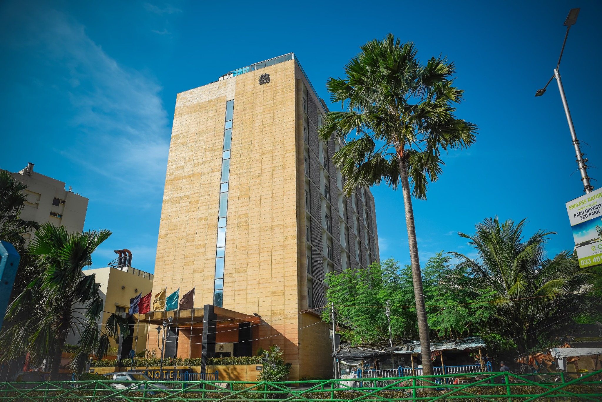 Monotel Luxury Business Hotel